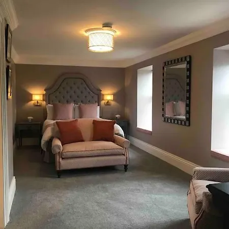 Ballea Castle Apartment *