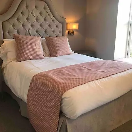 Ballea Castle * Cork