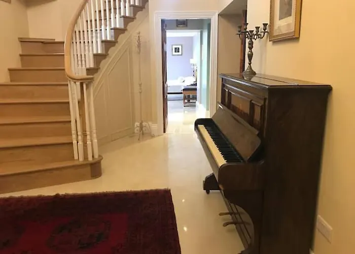 Апартаменты Ballea Castle *